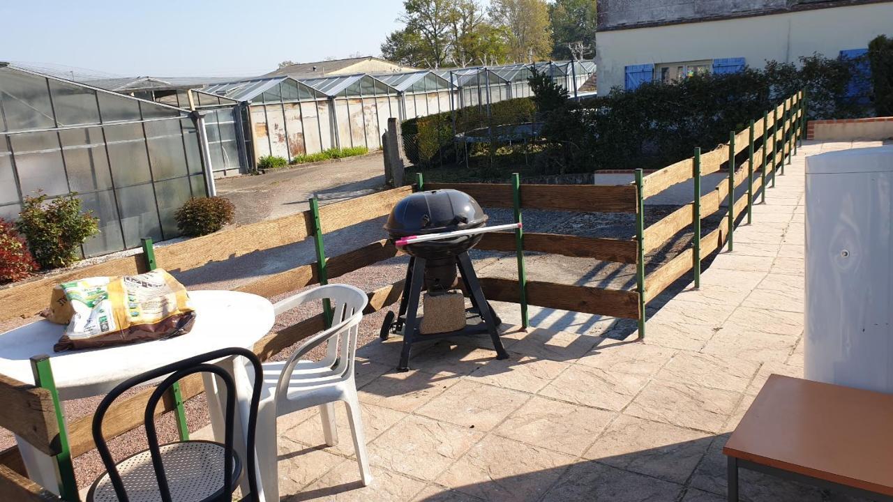 Petit gîte de Charme proche Loire à Vélo Savonnières Extérieur photo
